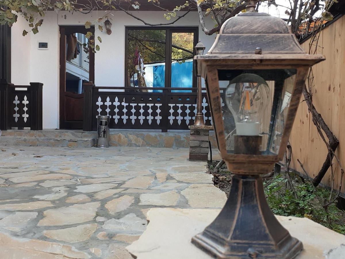 Apartment Borjomi, Erekle Street, 21A Εξωτερικό φωτογραφία